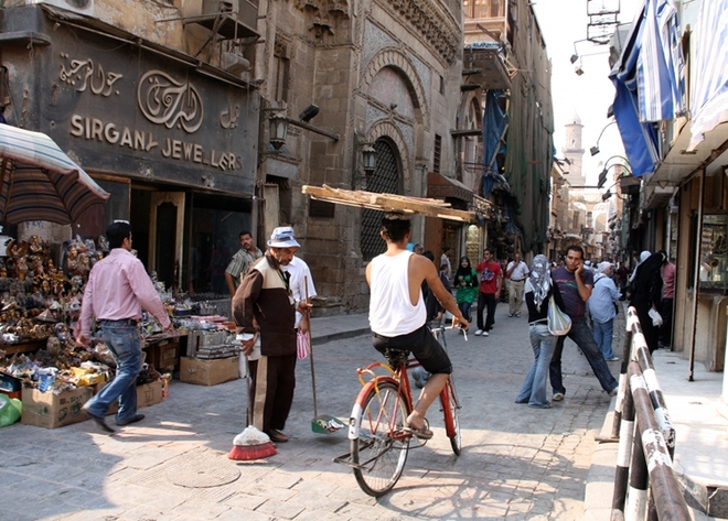  Jedna z ulic Kairu