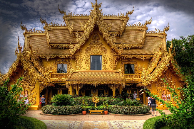 Biała Świątynia, Chiang Rai- Toaleta