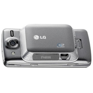 Komórka z projektorem - LG eXpo GW820