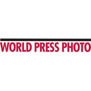 World Press Photo 2010 - dyskwalifikacja Rudika. Zdjęcia "przed" i "po"