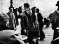 100 najważniejszych zdjęć świata. Robert Doisneau, Pocałunek przed Hôtel de Ville