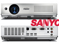 Ultrakompaktowy projektor dla biznesu i oświaty. Sanyo PLC XW65