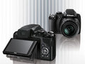 Nowy Nikon COOLPIX P90 - odchylany ekran, 24-krotny zoom i zdjęcia seryjne do 15 klatek na sekundę