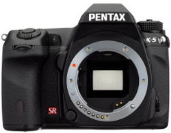 Pentax K-5 - 16 megapikseli i szybszy autofocus