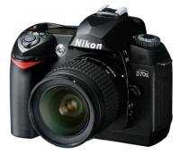 Wciąż na fali: Nikon D70S