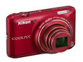 Nikon Coolpix S6400 - smukły kompakt z 12-krotnym zoomem