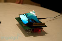 Na targach CES 2013 Samsung pokaże prototyp elastycznego, smartfonowego ekranu