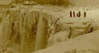 100 najbardziej zaskakujących zdjęć świata. Zamarznięte wodospady Niagara
