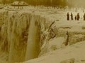 100 najbardziej zaskakujących zdjęć świata. Zamarznięte wodospady Niagara