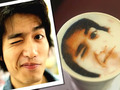Ekspres do kawy drukuje zdjęcia na piance kawy Latte