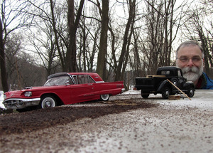 Genialna zabawa z perspektywą - Michael Paul Smith i jego samochody