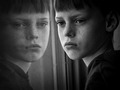 Niezwykły cykl portretów chłopca na przestrzeni lat Piotra Haskiewicza