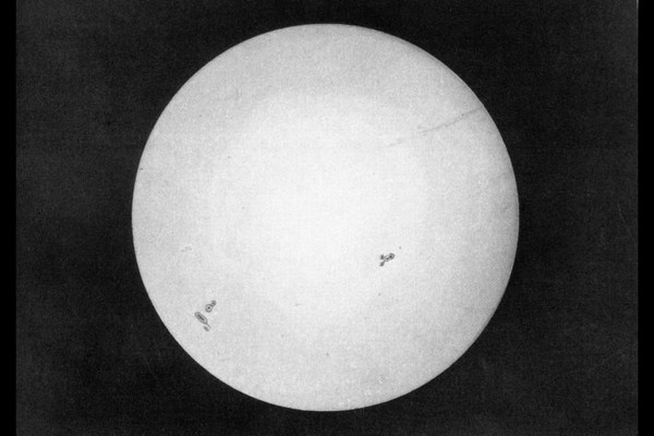 Leon Foucault Louis Fizeau Słońce pierwsze zdjęcie Słońca fotografia Słońca dagerotyp dagrotypia