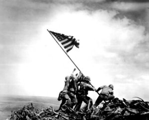 Zdjęcie z Iwo Jimy -  po 71 latach zmiana tożsamości bohatera symbolu II wojny światowej