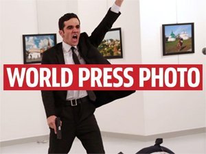 Znamy wyniki konkursu World Press Photo 2017! Zwycięzcą Burhan Ozbilici