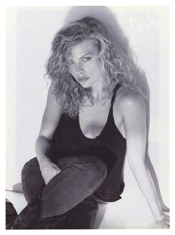 W 1988 roku aktorka pierwszy raz pojawiła się na łamach magazynu Interview autorem zdjęć był Herb Ritts.
