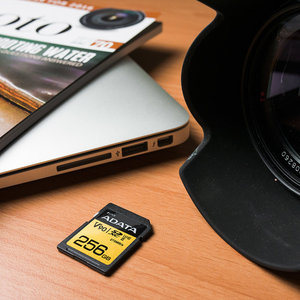 Premier One - ultraszybkie karty pamięci zgodne z klasą prędkości V90
