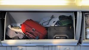 Fotografowi w samolocie skradziono bagaż podręczny ze sprzętem fotograficznym o wartości 20 tys. dolarów 