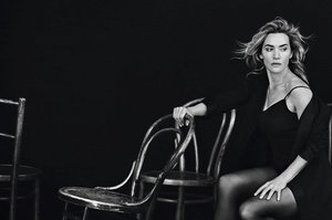 Kate Winslet na zdjęciach Petera Lindbergha - kontynuacja sesji z kalendarza Pirelli 