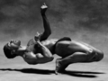 Tancerze to marzenie fotografa - Howard Schatz chwyta piękno ruchu na doskonałych zdjęciach