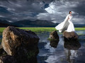 Kulisy porywającej sesji zdjęciowej - Sails Chong fotografuje modę ślubną