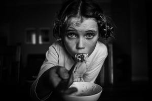 Dzieci na czarno-białych zdjęciach. Polki zdobywają nagrody w konkursie fotograficznym B&W Child Photo Competition 2019