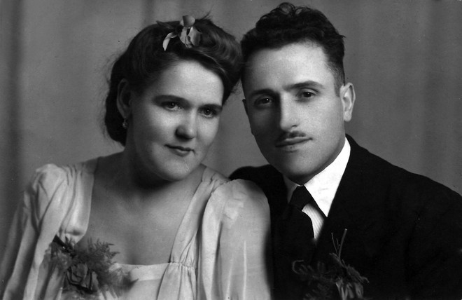zdjęcie ślubne Aleksandrow Ł&oacute;dzki z 1945 r