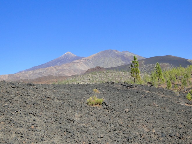 Zachwycający wulkan El Teide.