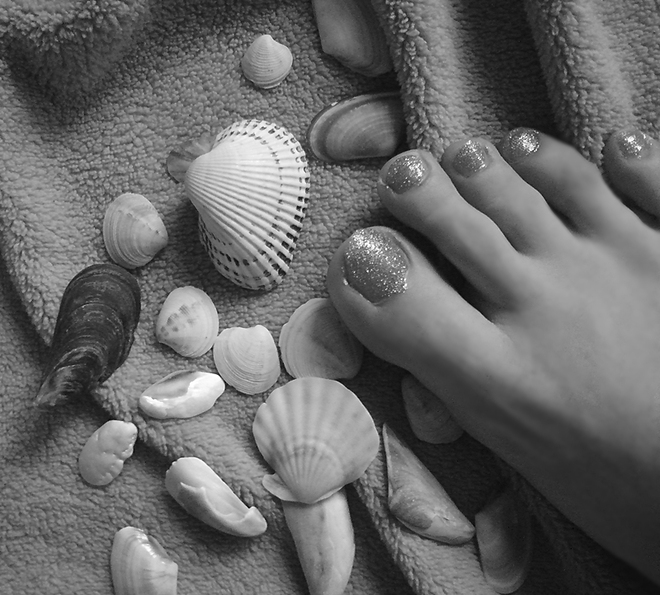 Sea shells and foot