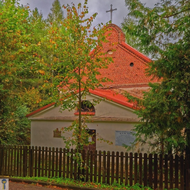 Kaplica św. Anny we wsi Królowy Most