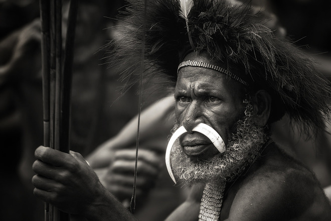  Łucznik z plemienia Dani -Papua