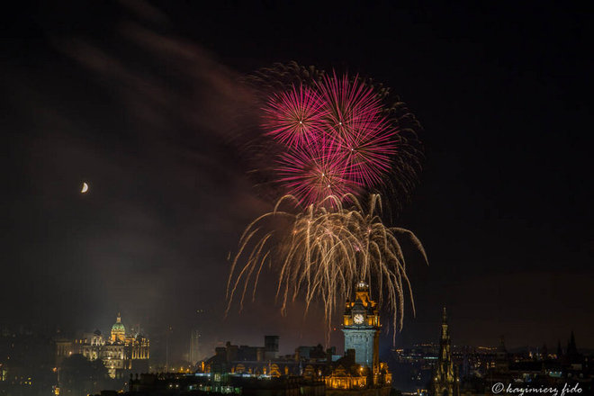 fajerwerki w Edinburgu na zakonczenie festiwalu