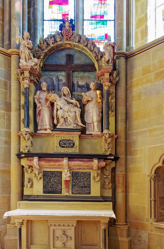 ołtarz boczny w Bazylice Św. Marii