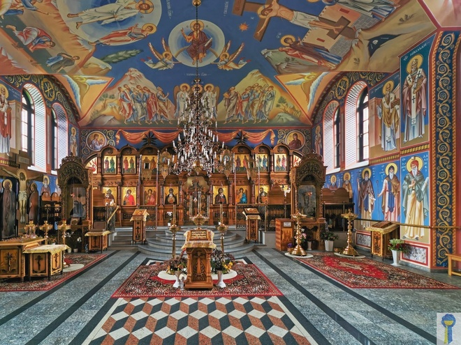 cerkiew św. Jana Teologa, widok na ikonostas 