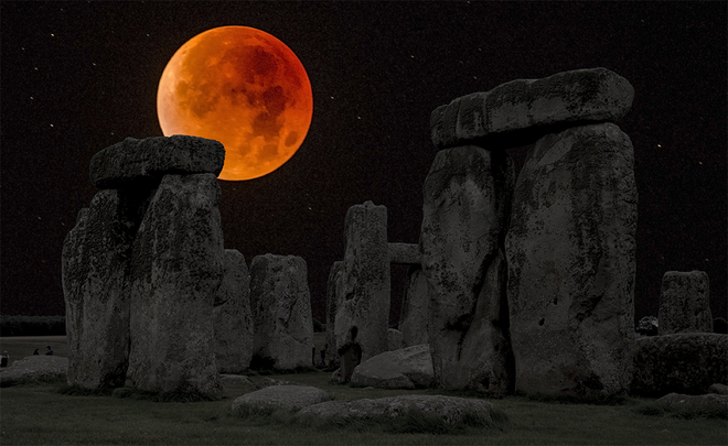 Zaćmienie Księżyca, Stonehenge