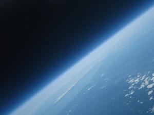 Stratosferyczne fotografowanie Ziemi za mniej niż 150 dolarów? Student potrafi!