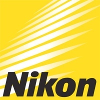 Nikon COOLPIX S1000pj i D5000 zdobywcami nagród Red Dot