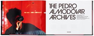 Polecamy książki, albumy i filmy dla fotografa: "The Pedro Almodóvar Archives"