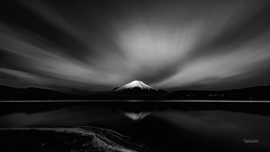 Nietypowy duet - góra Fudżi i Takashi Nakazawa, generuje tysiące majestatycznych fotografii krajobrazowych