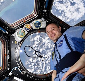 Selfie i pozdrowienia z kosmosu dla lekarzy walczących z pandemią 