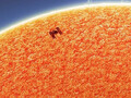 ISS na tle tarczy Słońca i Księżyca - zdjęcia z podwórka