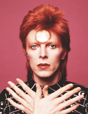 Nigdy wcześniej niepublikowane zdjęcia Davida Bowie