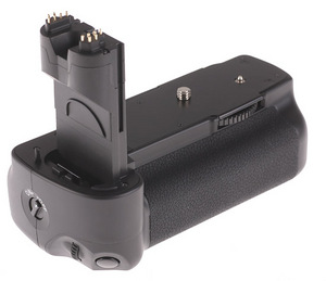 Alternatywne battery-packi do Canona 5D Mark II i Nikonów D80, D90 od firmy Delta